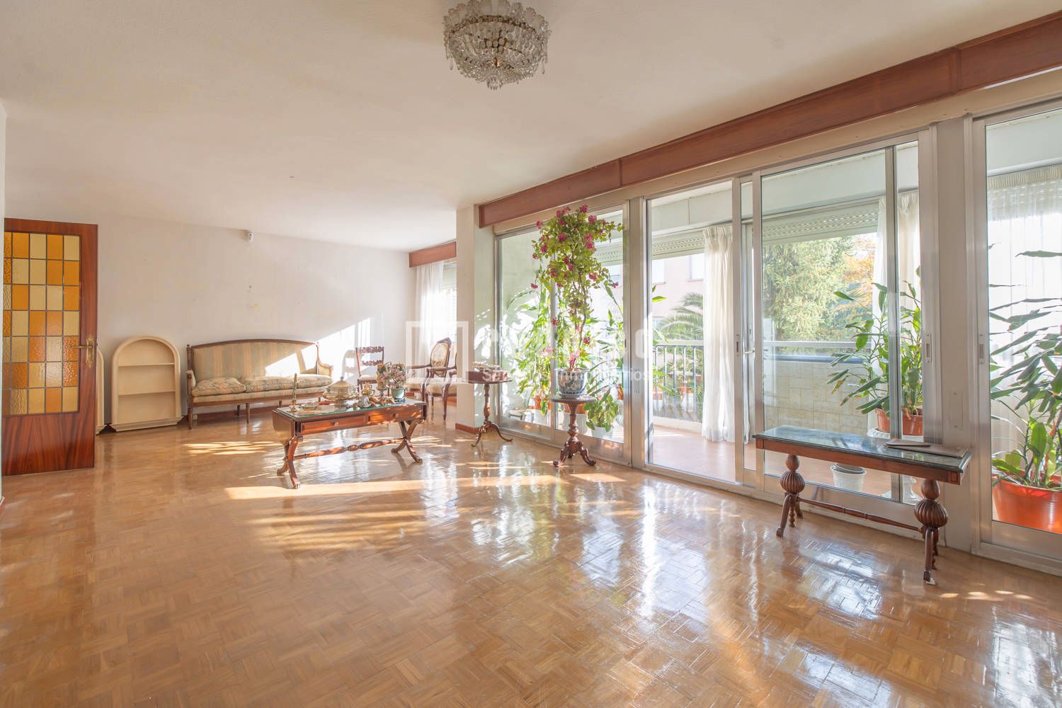 Sala de estar de Piso en venta en  Madrid Capital con Aire acondicionado, Calefacción y Jardín privado