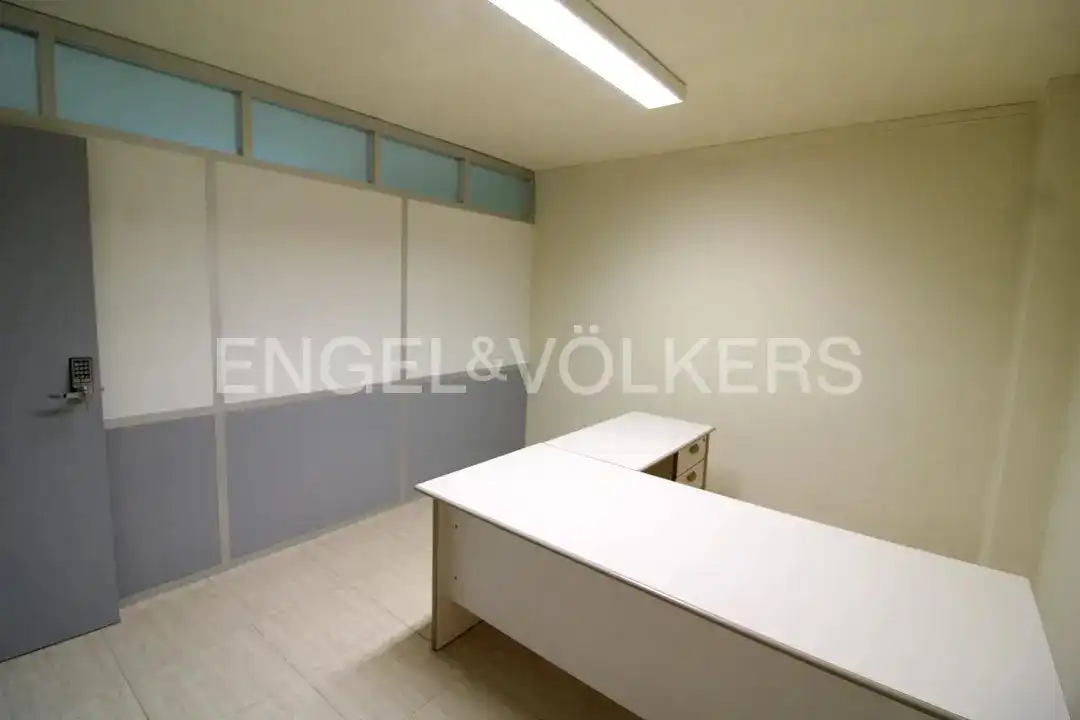 Office space for sale in Carrer la Parra, imagen 10