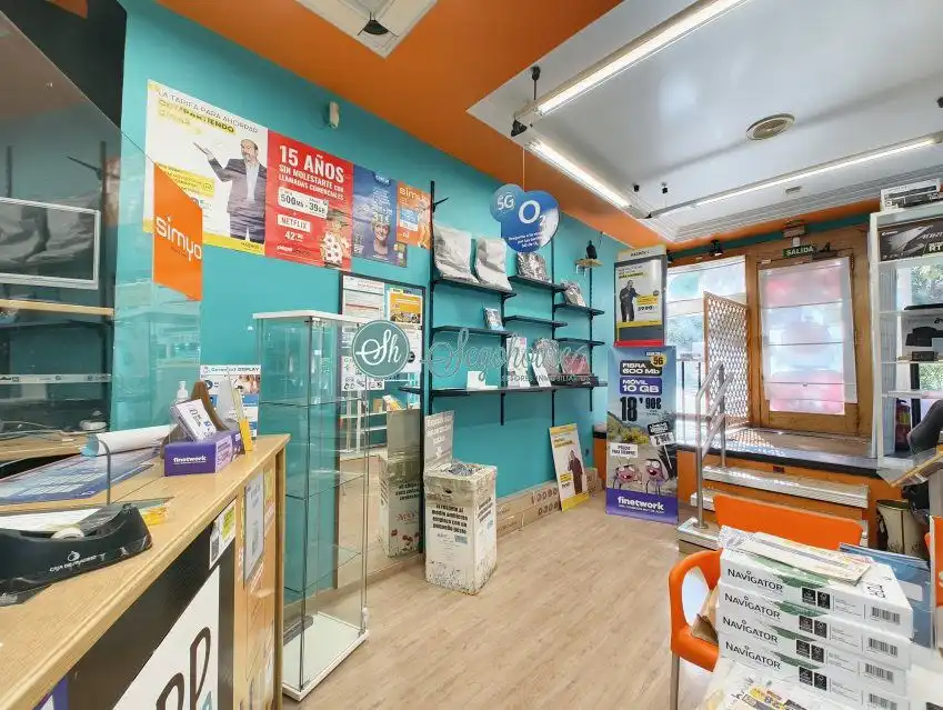 Commercial properties for rent in Segovia  with Air Conditioner