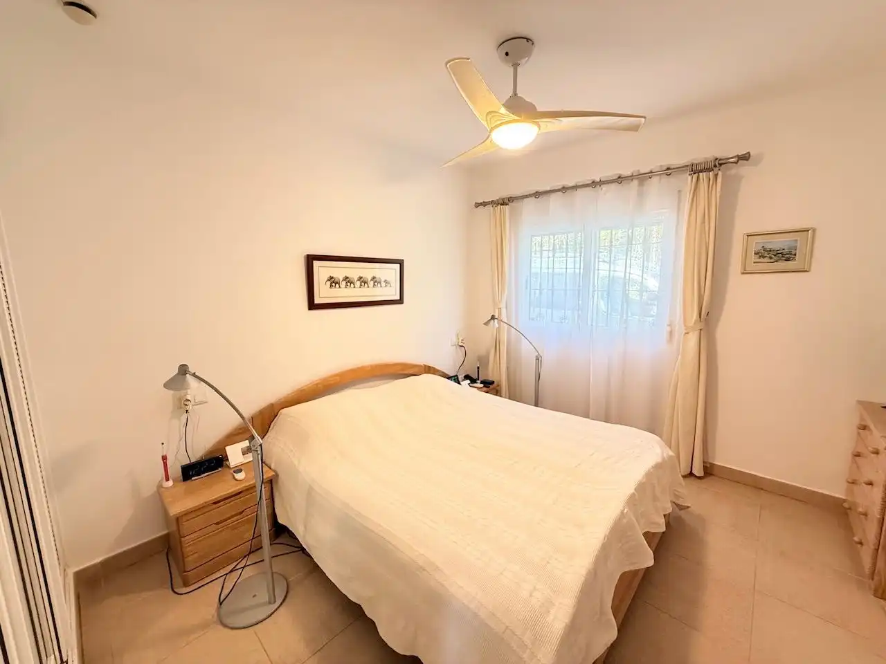 Habitación de Casa o chalet en venta en Vélez-Málaga con Aire acondicionado, Calefacción y Jardín privado