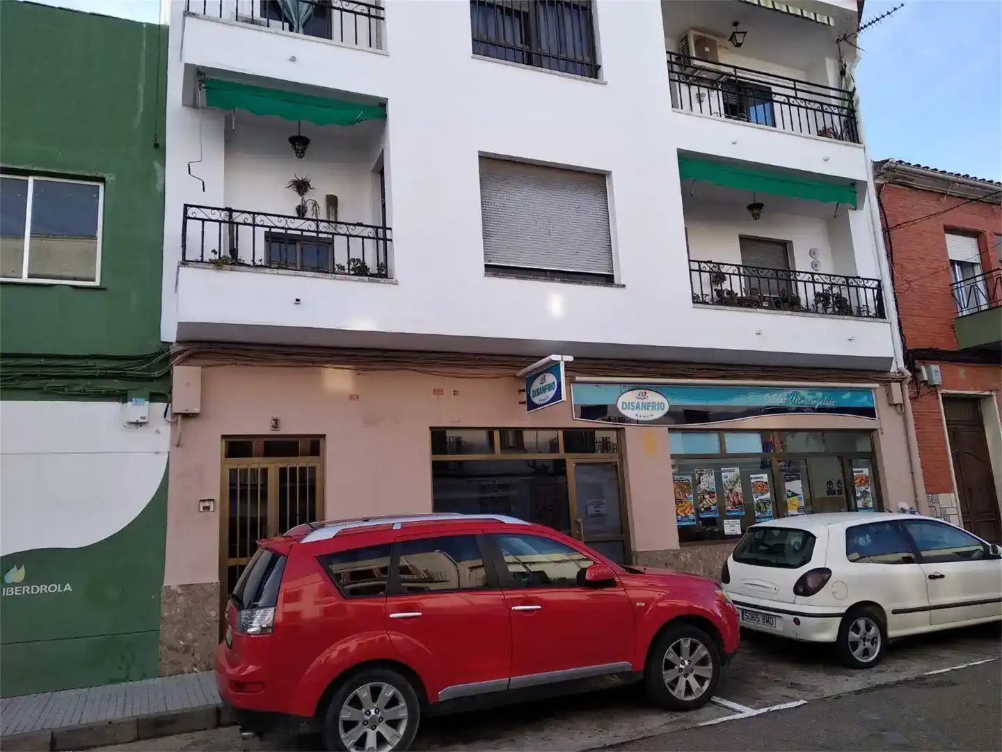 Vista exterior de Pis en venda en San Vicente de Alcántara amb Traster i Balcó