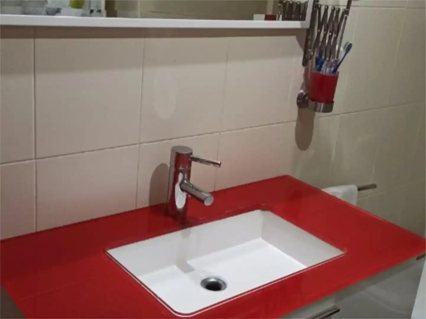 Bany de Pis en venda en Linares amb Aire condicionat