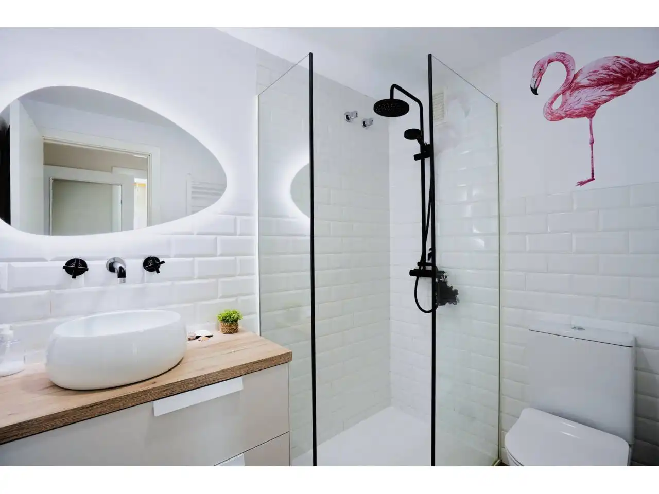 Bathroom of Flat for sale in Polinyà  with Heating, Private garden and Parquet flooring