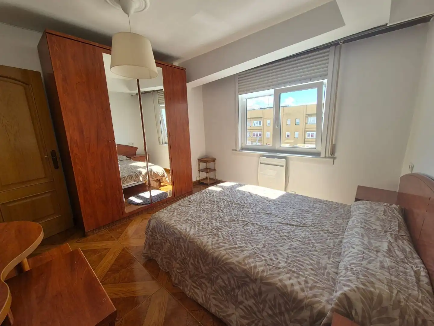 Habitación de Piso de alquiler en A Coruña Capital  con Calefacción y Amueblado