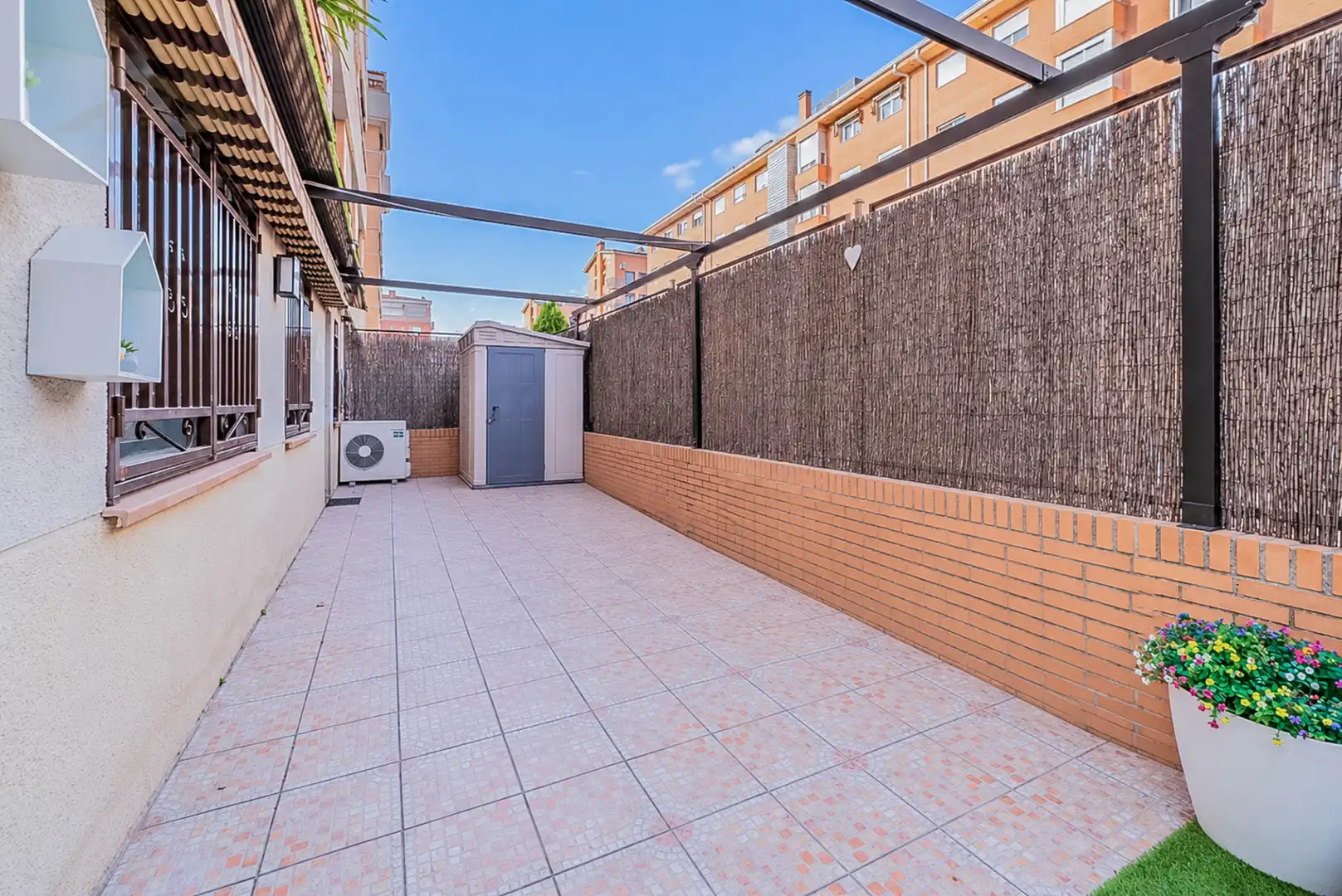 Terraza de Planta baja en venta en Parque Oeste - Fuente Cisneros