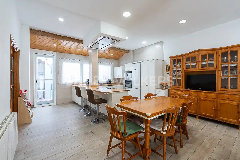 Cocina de Casa o chalet en venta en Valencia con Aire acondicionado, Calefacción y Trastero