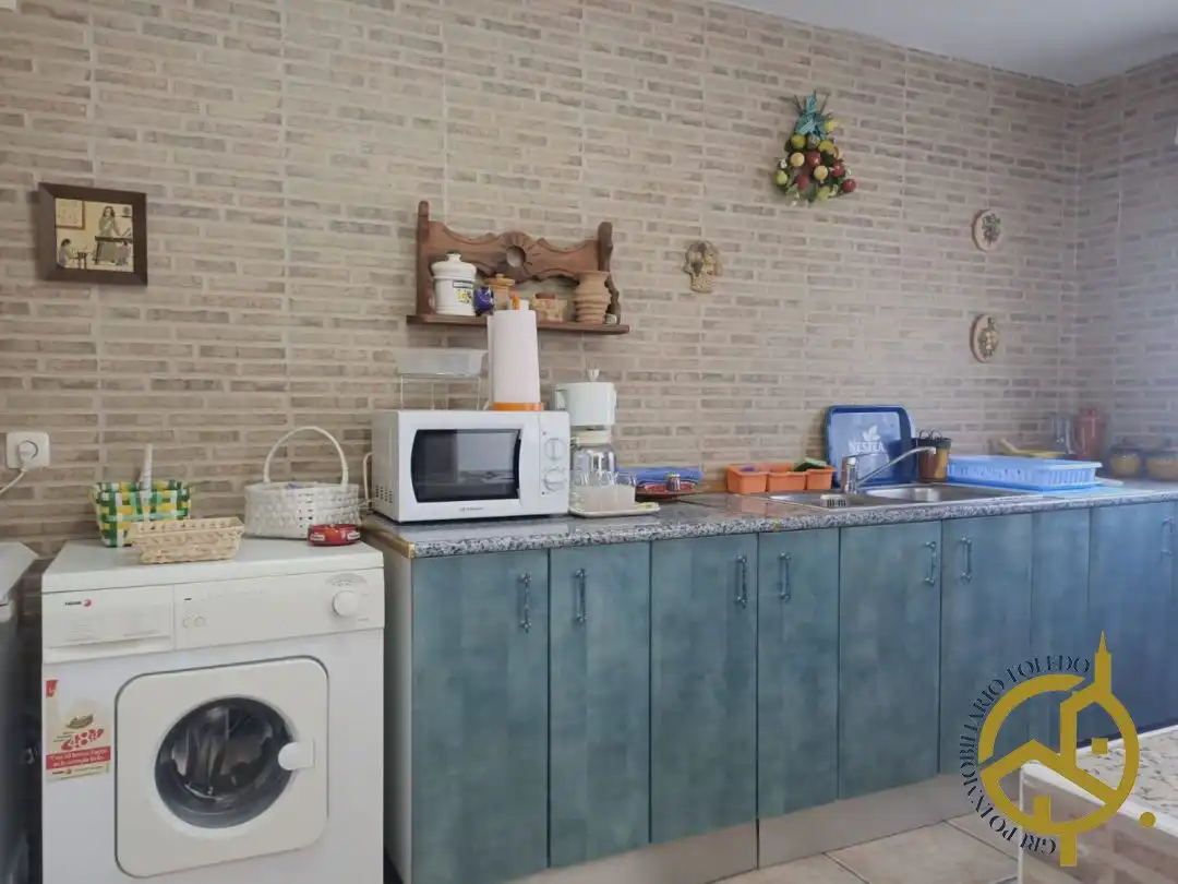 Cuina de Casa o xalet en venda en El Viso de San Juan amb Aire condicionat, Calefacció i Jardí privat