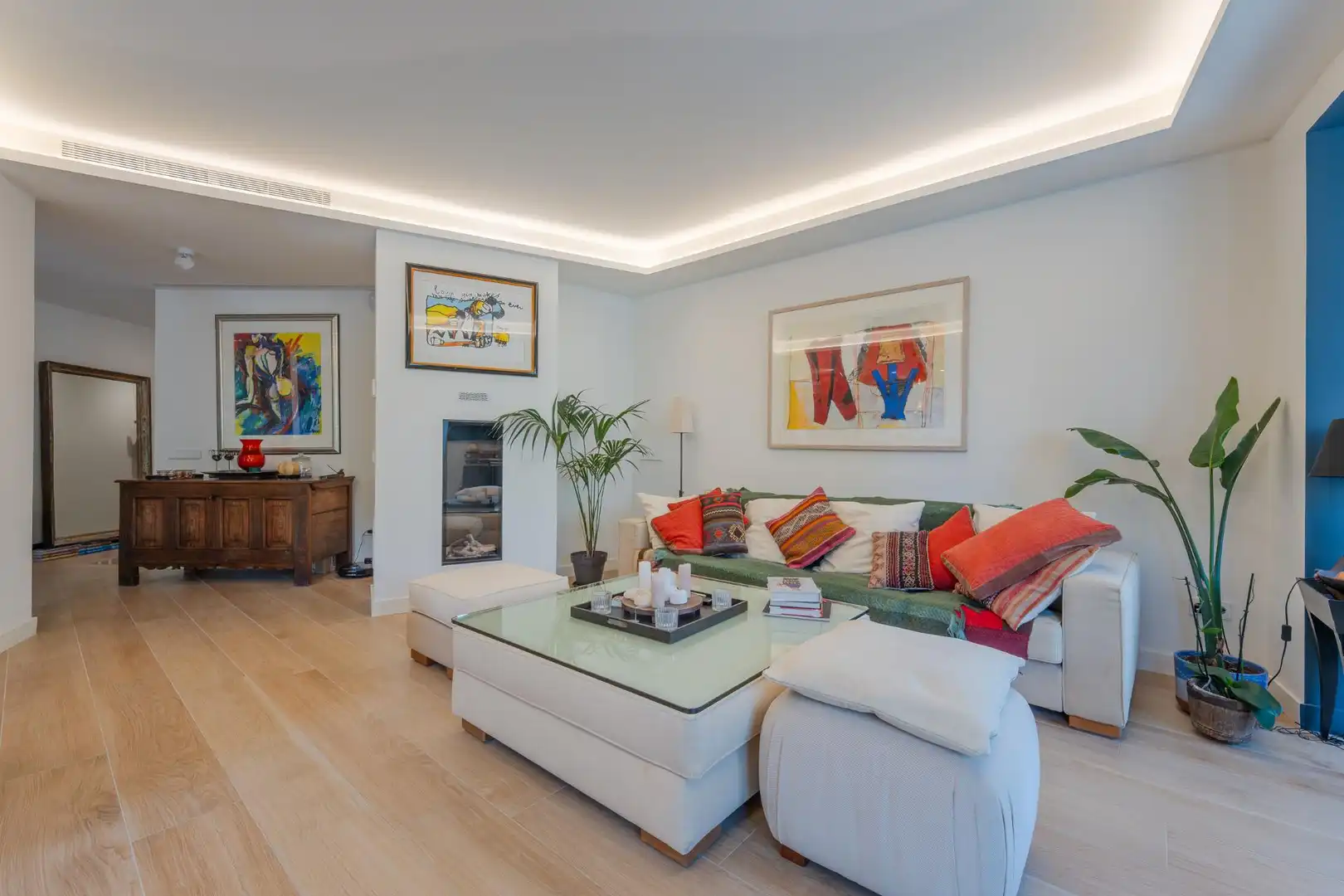 Living room of Flat for rent in Girona  with Air Conditioner and Heating