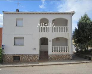 Vista exterior de Casa o xalet en venda en Villanueva de Guadamejud amb Calefacció i Terrassa