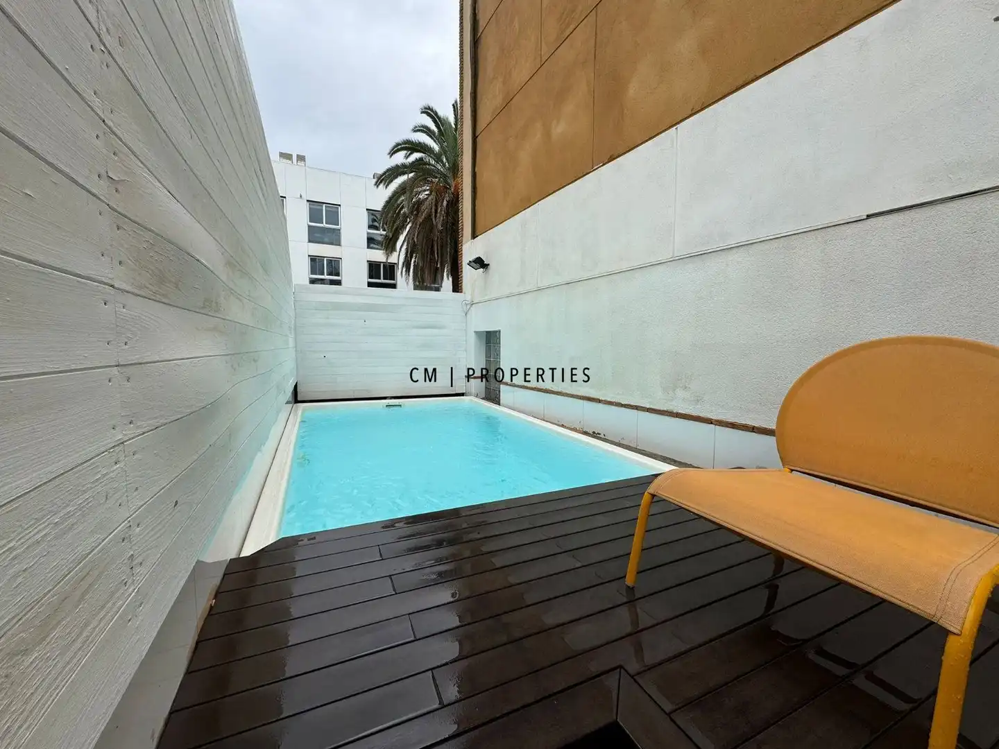 Piscina de Casa adosada en venda en Valencia amb Aire condicionat, Terrassa i Traster