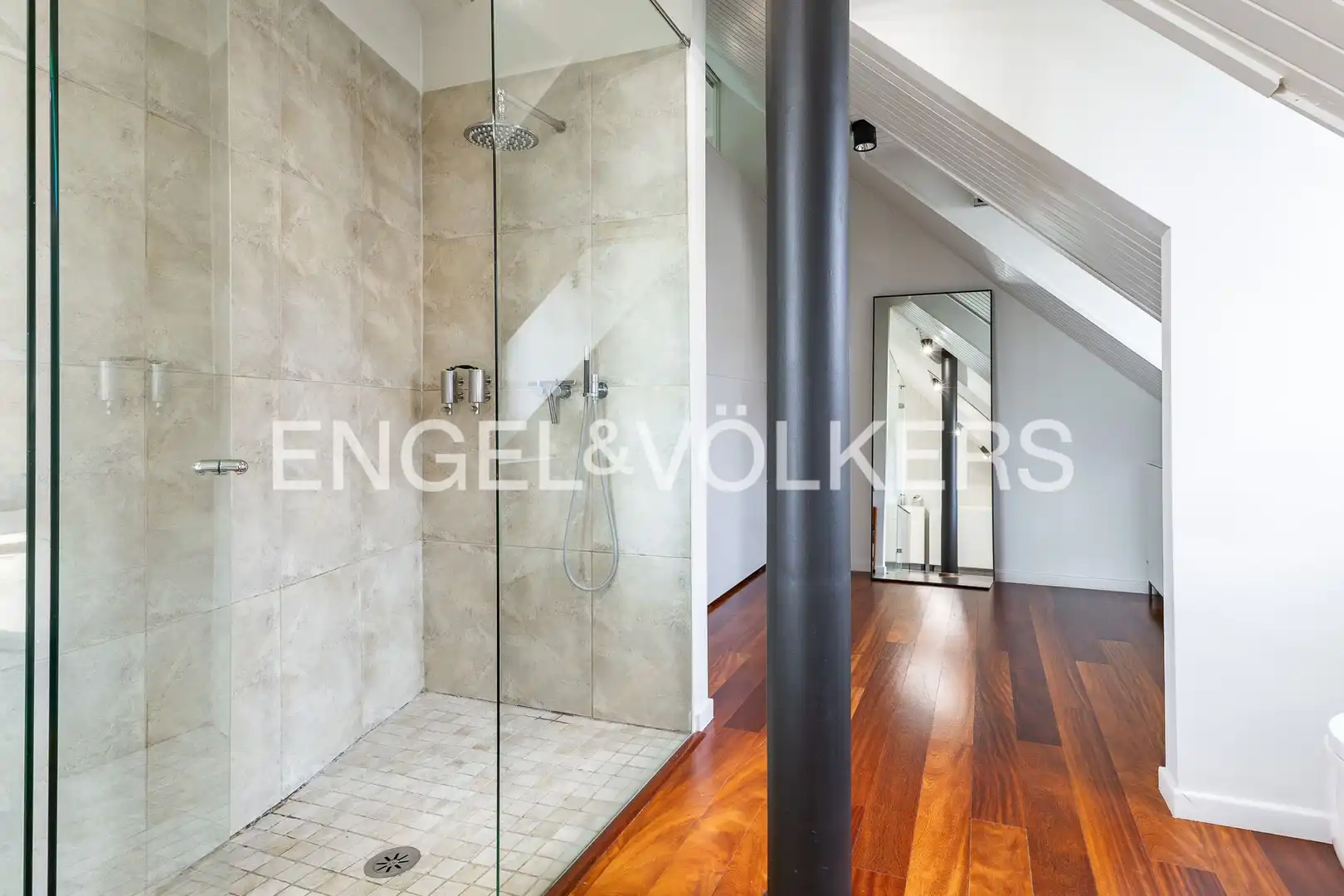 Baño de Casa o chalet en venta en Canovelles con Aire acondicionado, Calefacción y Jardín privado