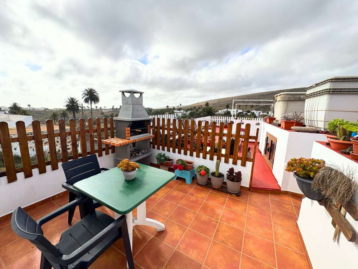 Terrassa de Casa o xalet en venda en Haría amb Moblat