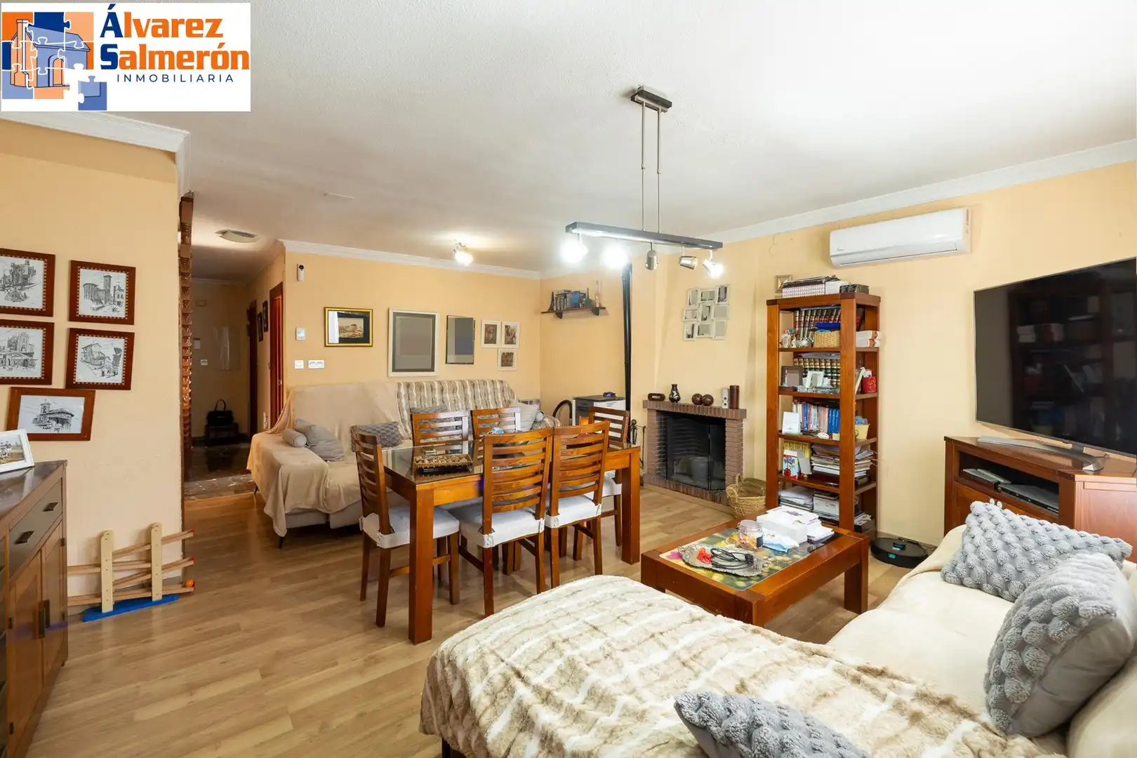 Maison jumelée avec terrasse à vendre à Calle MIMBRES UR.MONTELUZ, imagen 7
