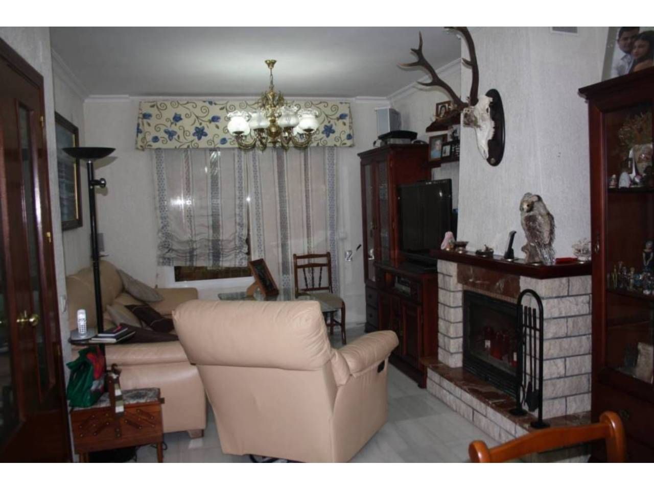 Sala d'estar de Casa o xalet en venda en Jerez de la Frontera amb Aire condicionat, Calefacció i Terrassa
