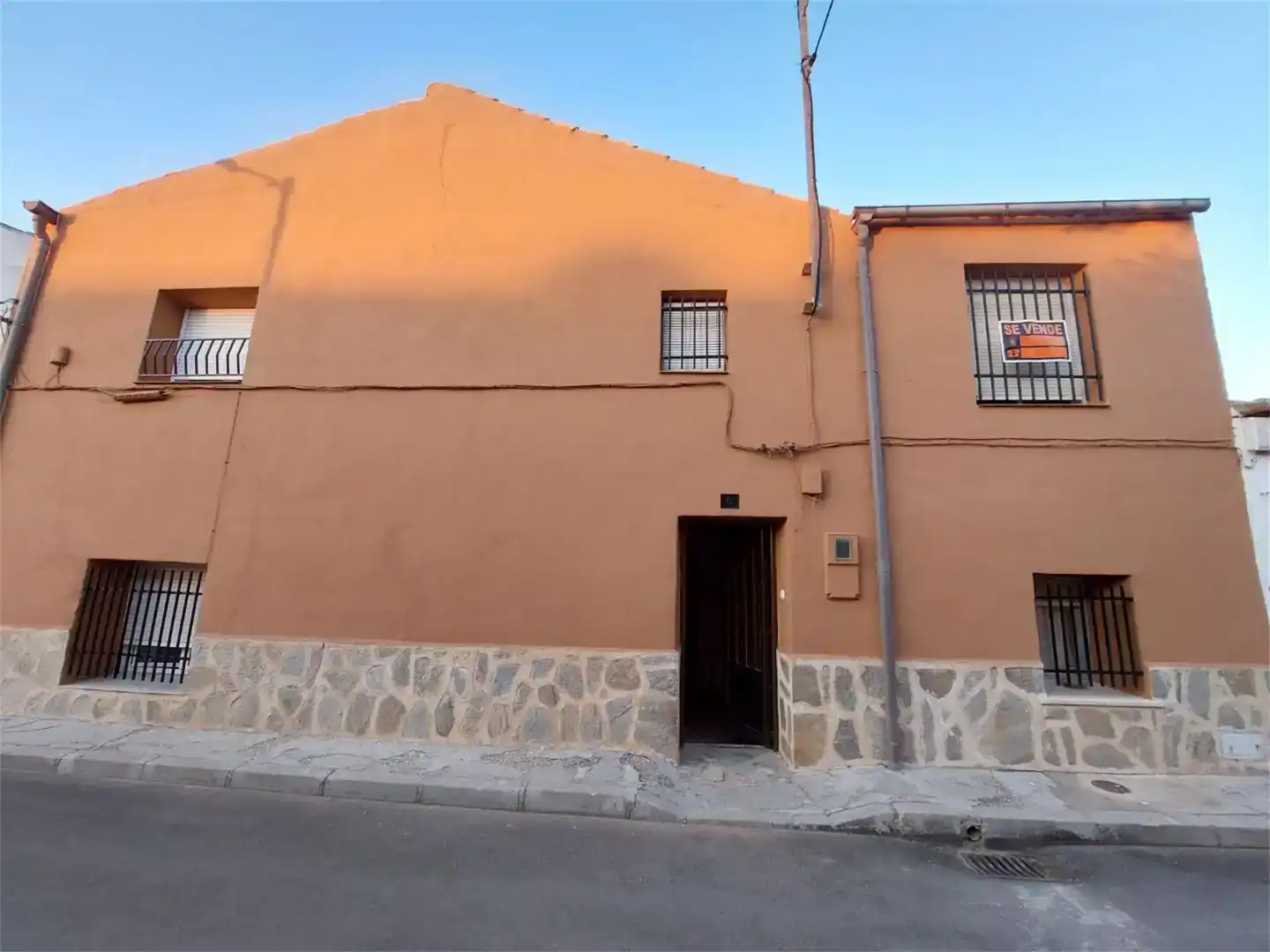Vista exterior de Piso en venta en Villar de Cañas