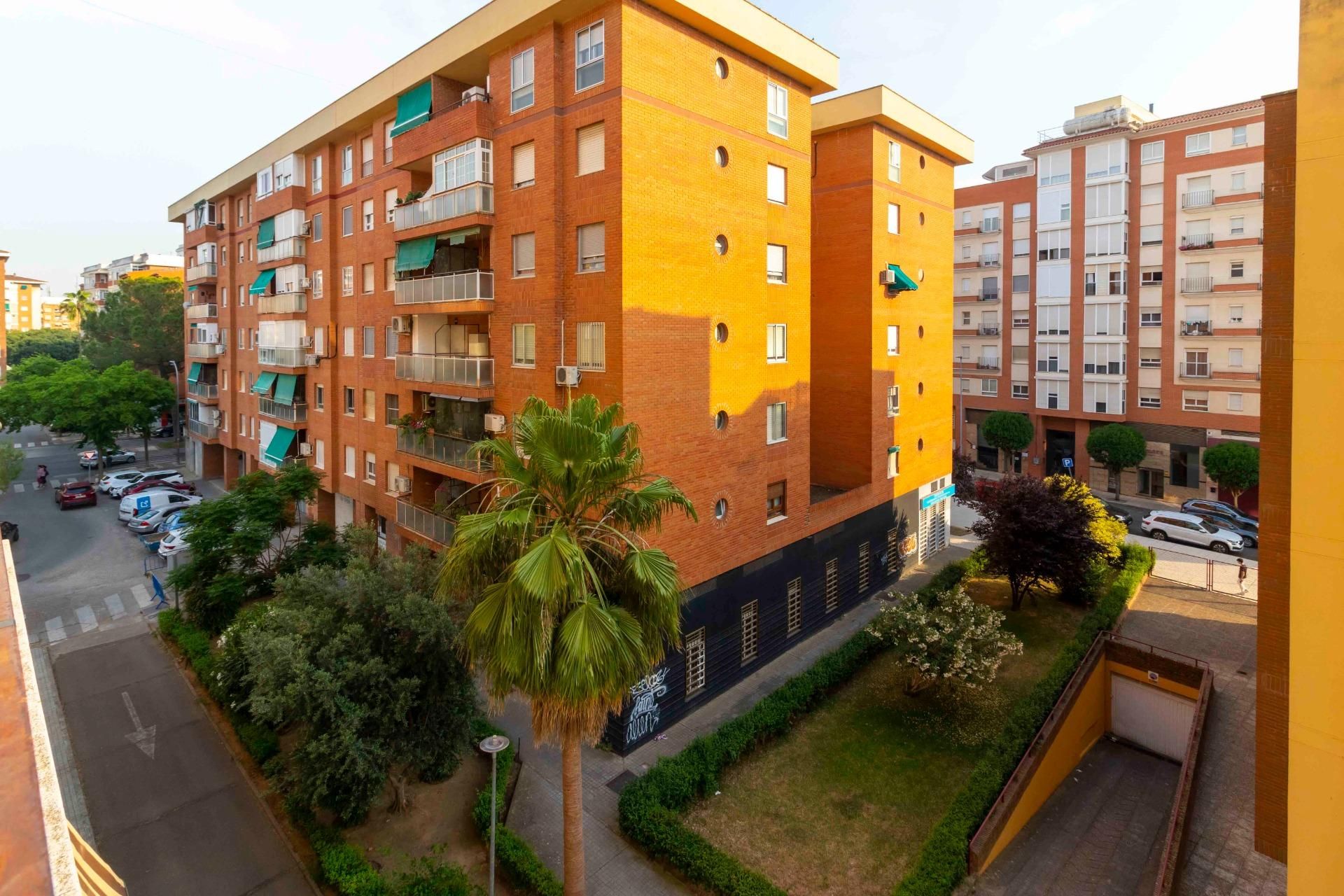 Vista exterior de Pis en venda en Badajoz Capital amb Aire condicionat, Terrassa i Balcó