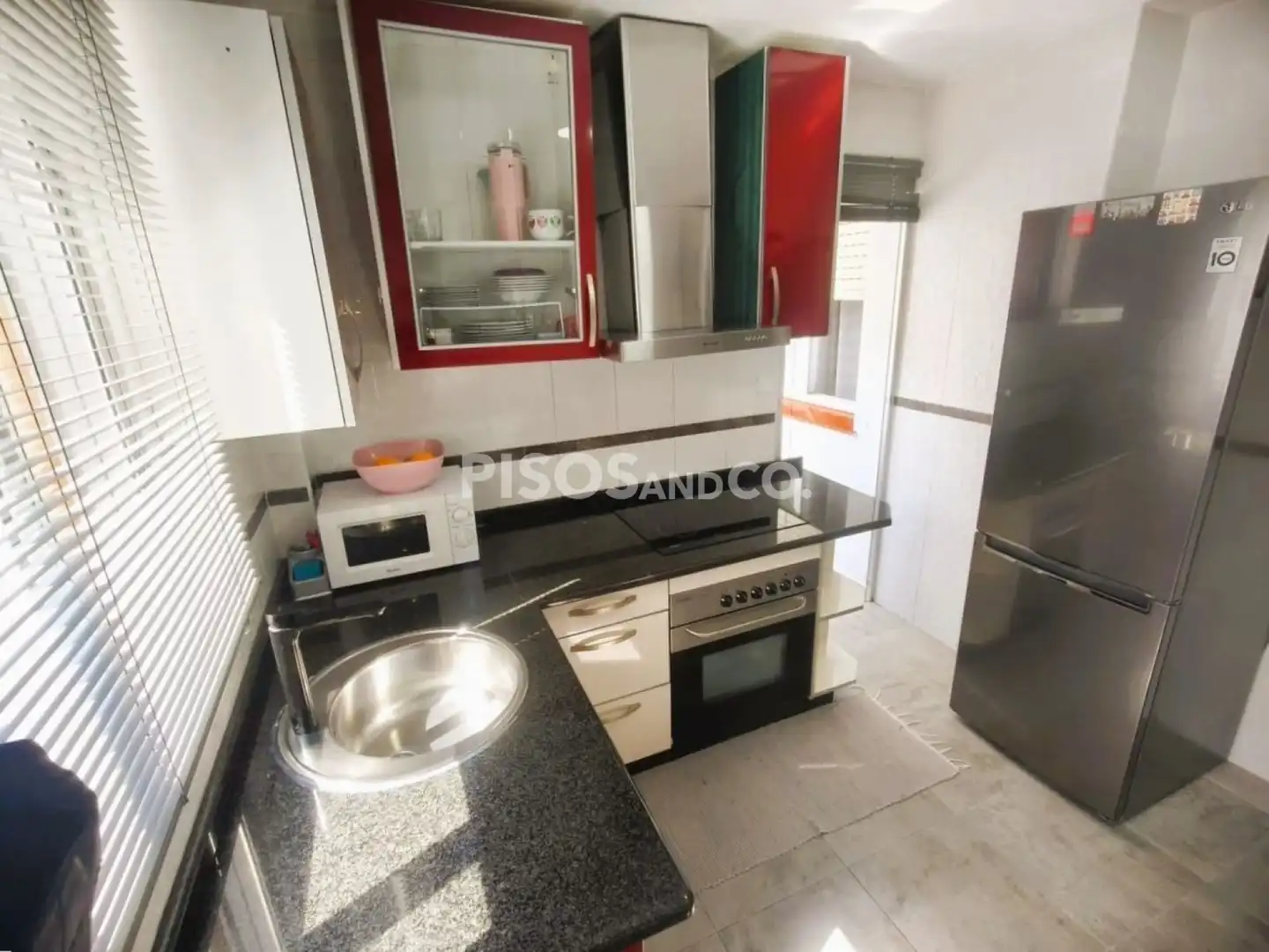 Cocina de Piso en venta en Cambre  con Calefacción, Trastero y Amueblado