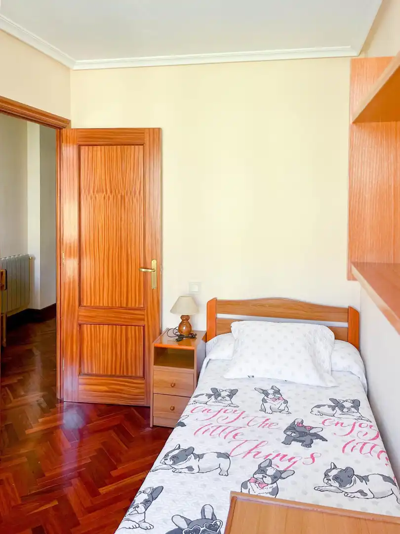 Bedroom of Flat for rent in Santander  with Heating, Parquet flooring and Terrace