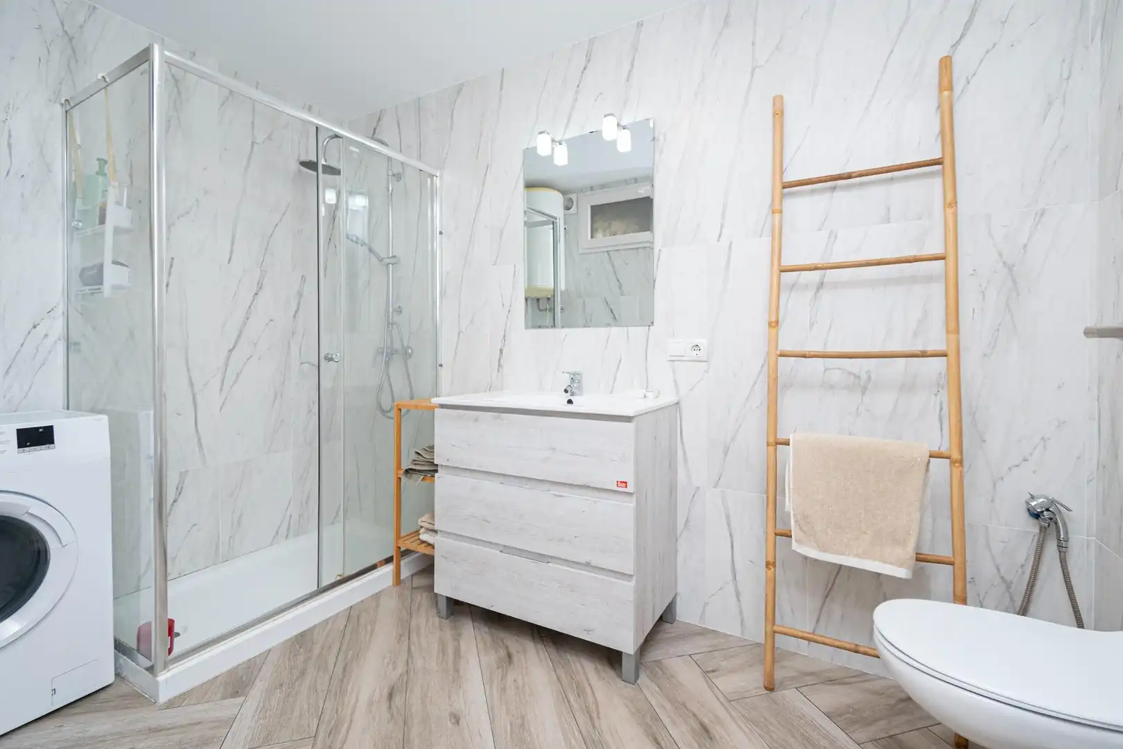 Bathroom of Attic for rent in Calvià  with Air Conditioner, Terrace and Balcony