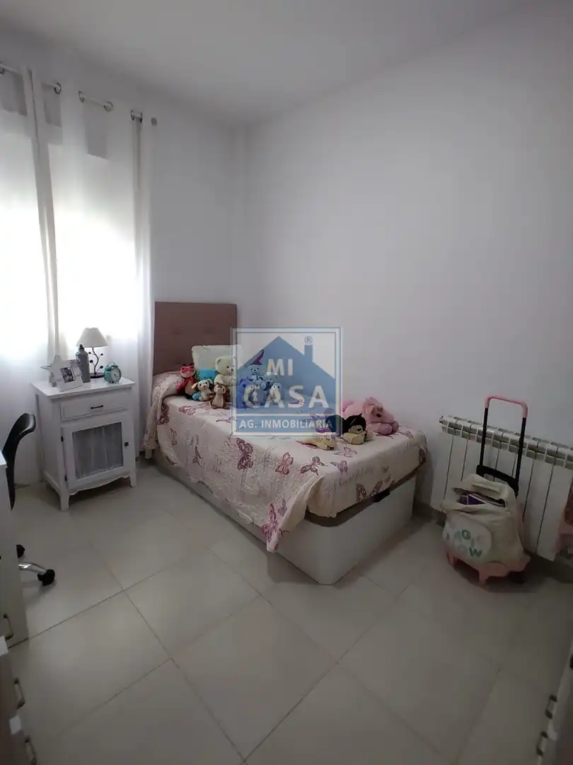Dormitori de Casa o xalet en venda en Mérida amb Aire condicionat, Calefacció i Terrassa