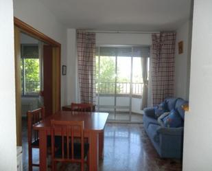 Living room of Flat to rent in  Sevilla Capital  with Air Conditioner and Terrace