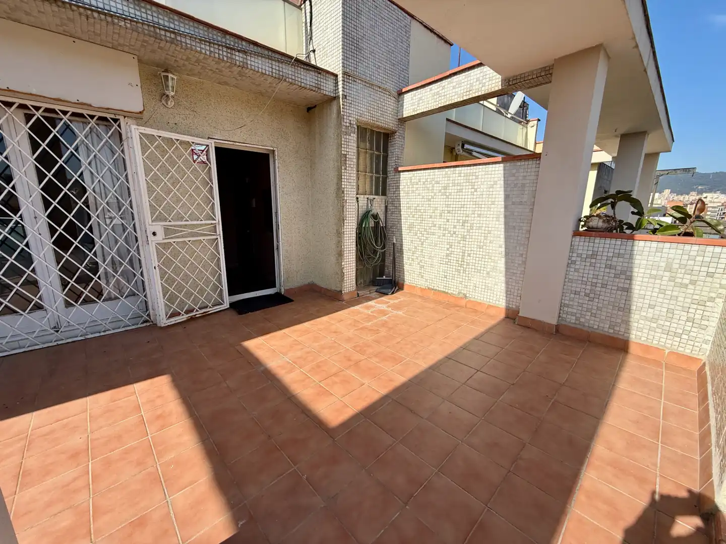 Terrasse von Dachboden zum Verkauf in Barcelona mit Heizung, Terrasse und Balkon