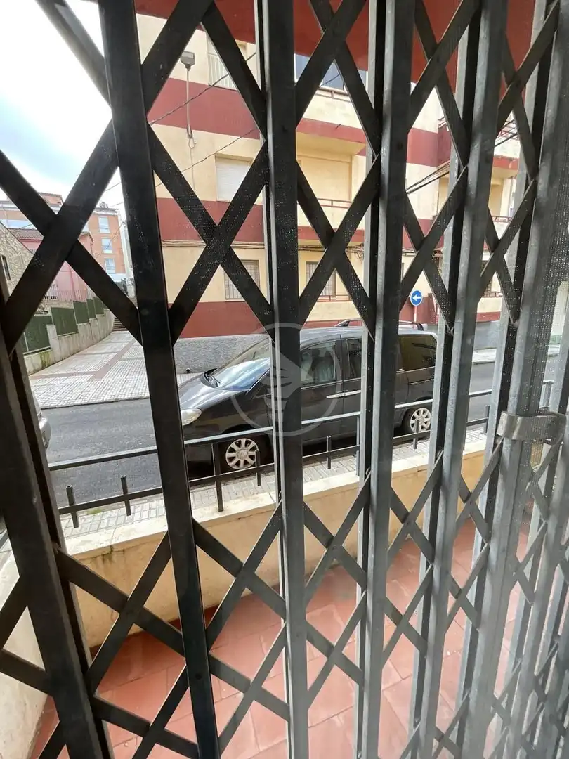 Parking of Ground floor for sale in Linares  with Air Conditioner