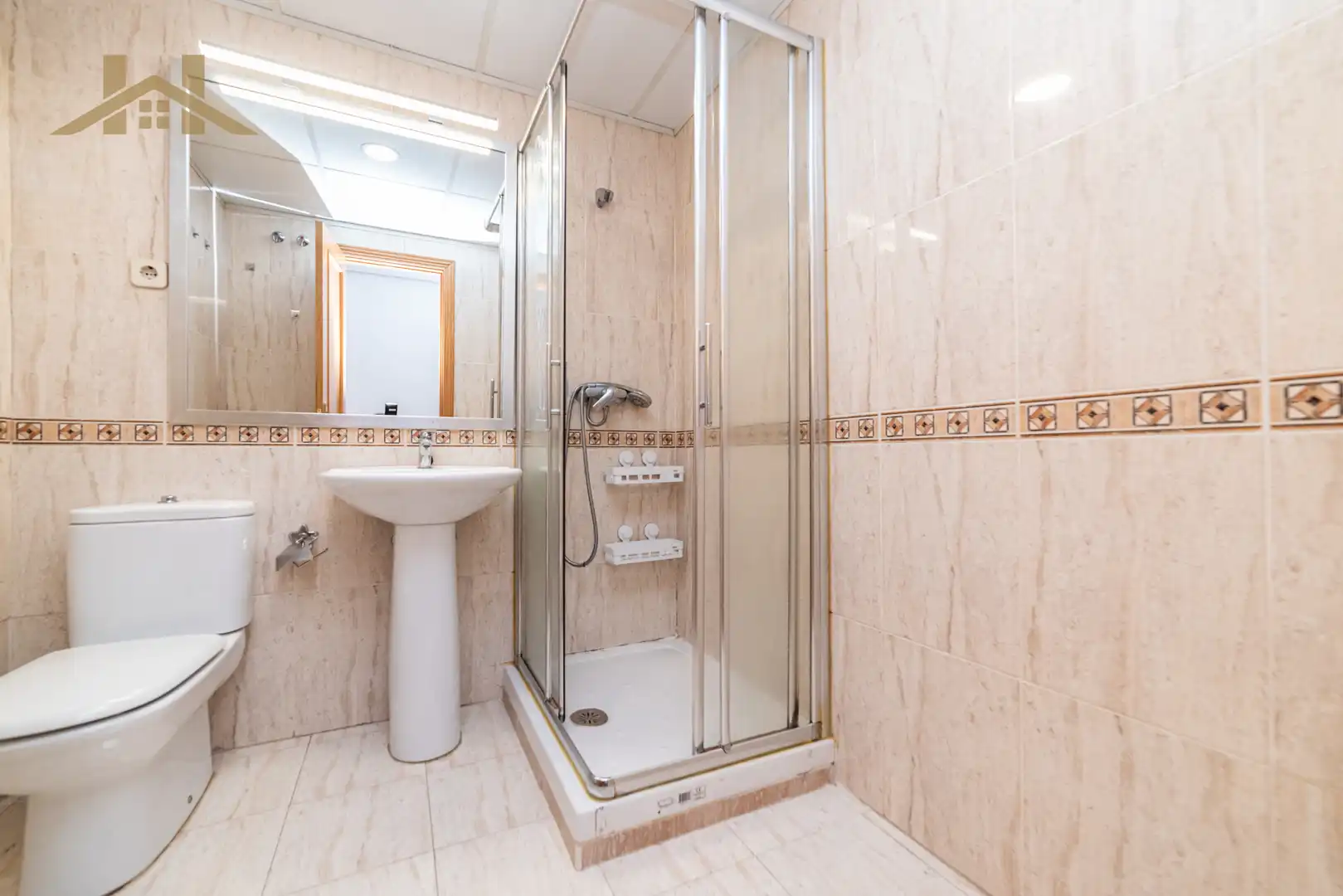 Badezimmer von Wohnung zum Verkauf in Brunete mit Heizung, Abstellraum und Balkon