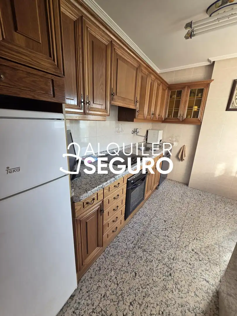 Kitchen of Flat for rent in Burgos  with Heating, Terrace and Furnished