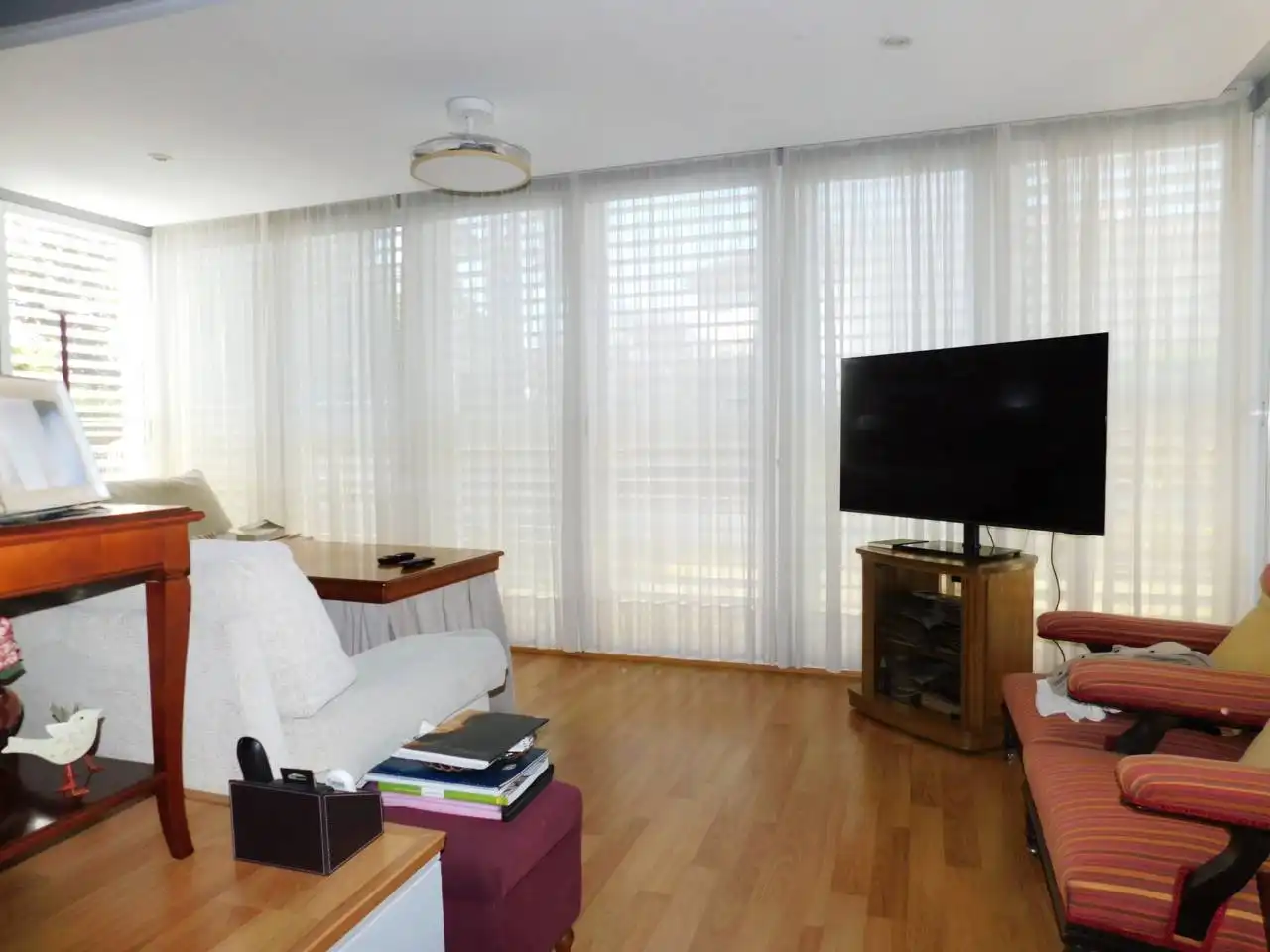 Sala d'estar de Casa o xalet en venda en Jerez de la Frontera amb Aire condicionat, Jardí privat i Terrassa