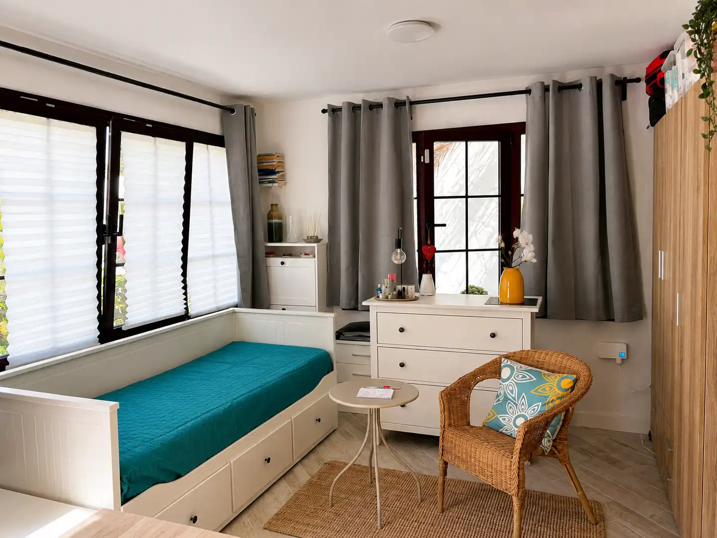 Habitación de Estudio en venta en Antigua con Aire acondicionado, Amueblado y Piscina comunitaria