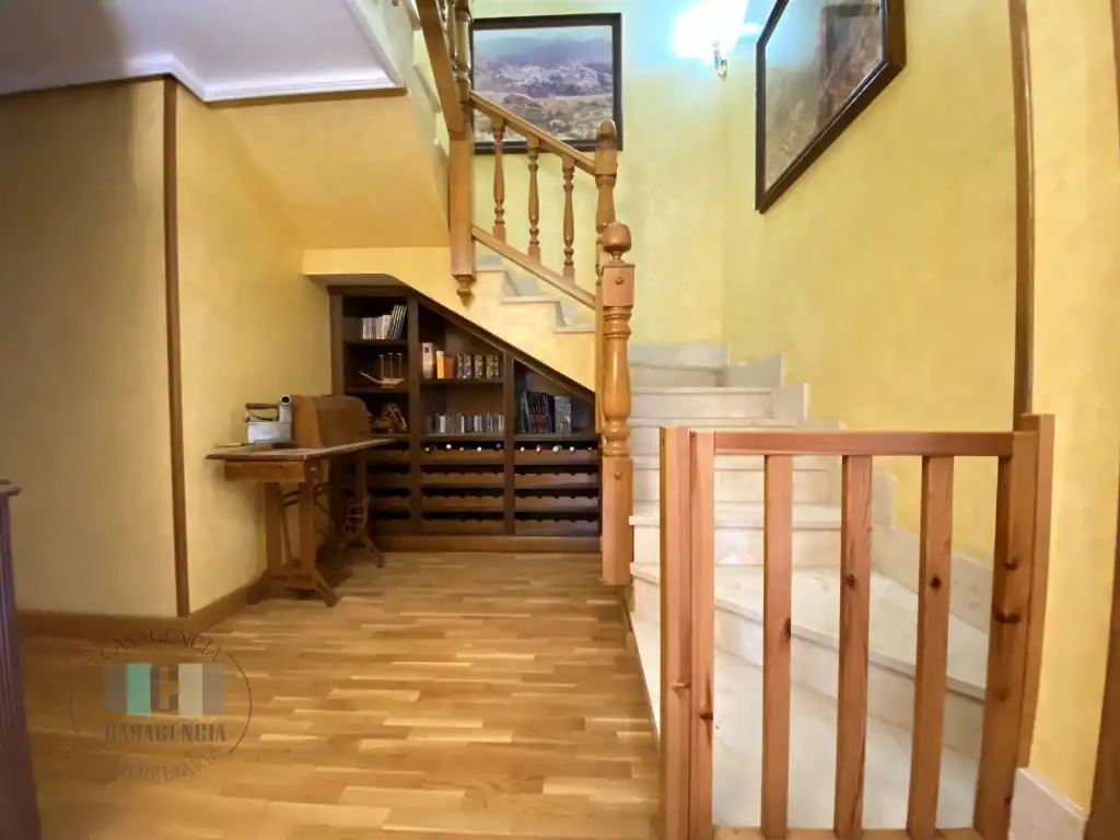 Duplexes for sale in Calle Poeta Verdaguer, Hospital - Plaza del Real
