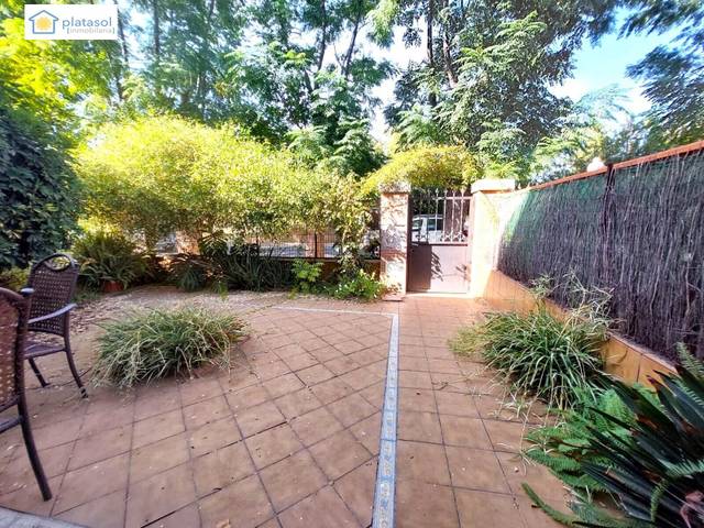 Casa-chalet en Venta en Calle GUILLERMO JIMENEZ SANCHEZ en Los Remedios