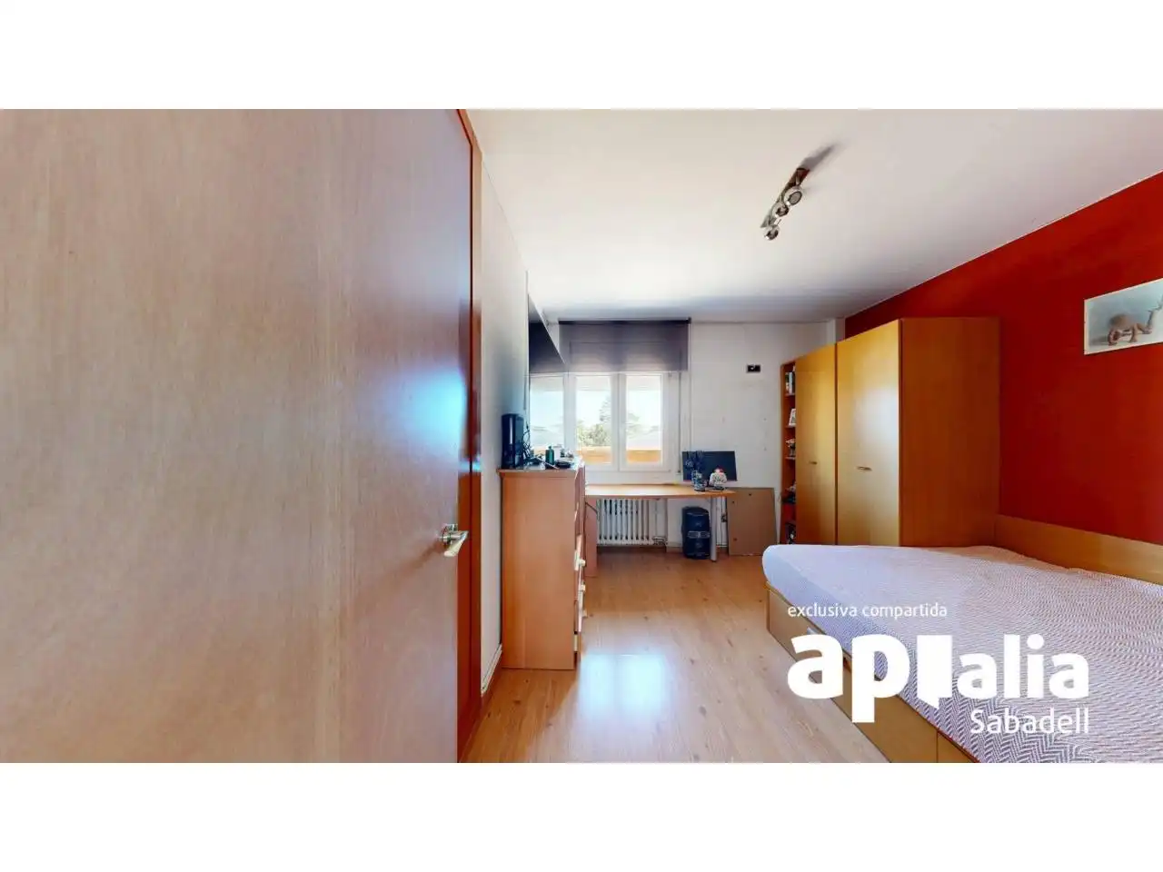 Habitación de Casa o chalet en venta en Barberà del Vallès con Aire acondicionado, Calefacción y Jardín privado