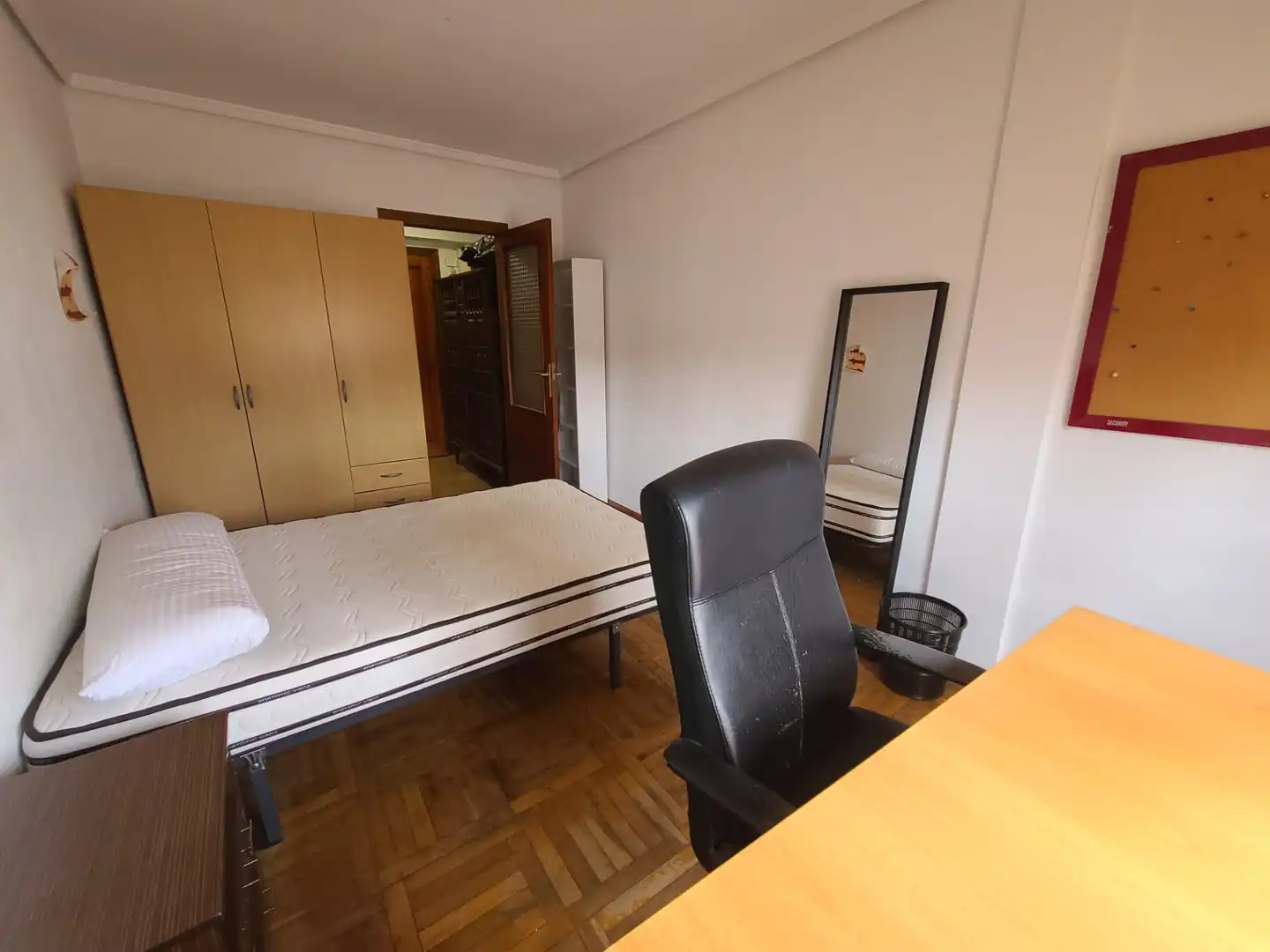 Wohnung zur Miete in Calle Rúa Oscura, Centro