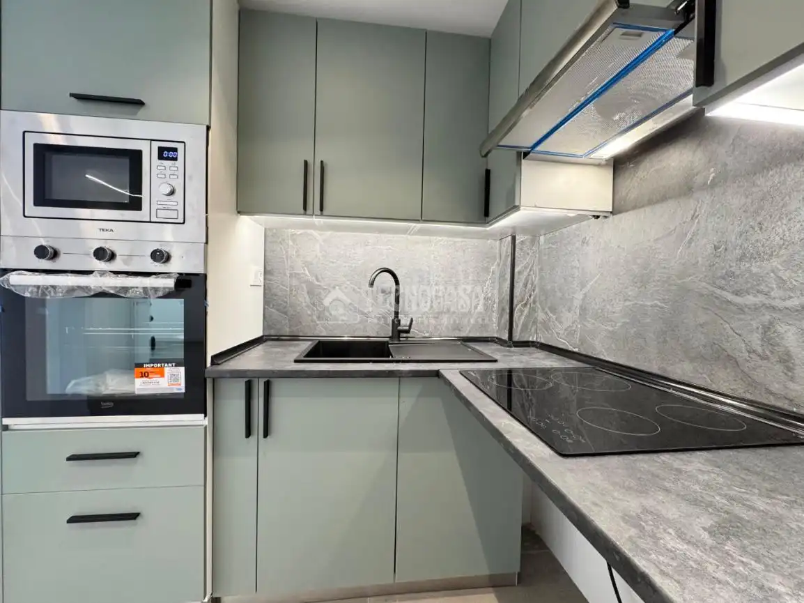 Kitchen of Flat for sale in Alcobendas  with Air Conditioner and Heating