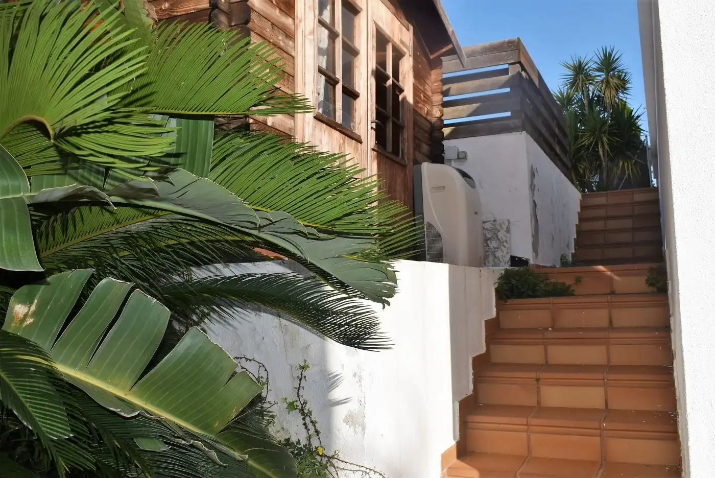 Vista exterior de Casa adosada en venda en Calafell amb Calefacció, Jardí privat i Terrassa