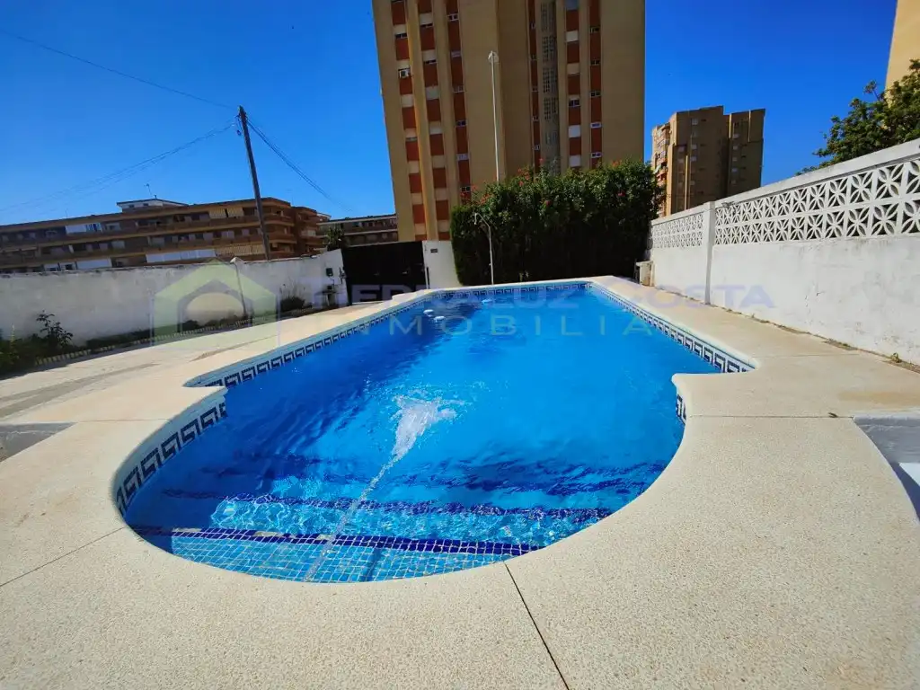Piscina de Casa o xalet en venda en La Antilla amb Jardí privat, Terrassa i Traster