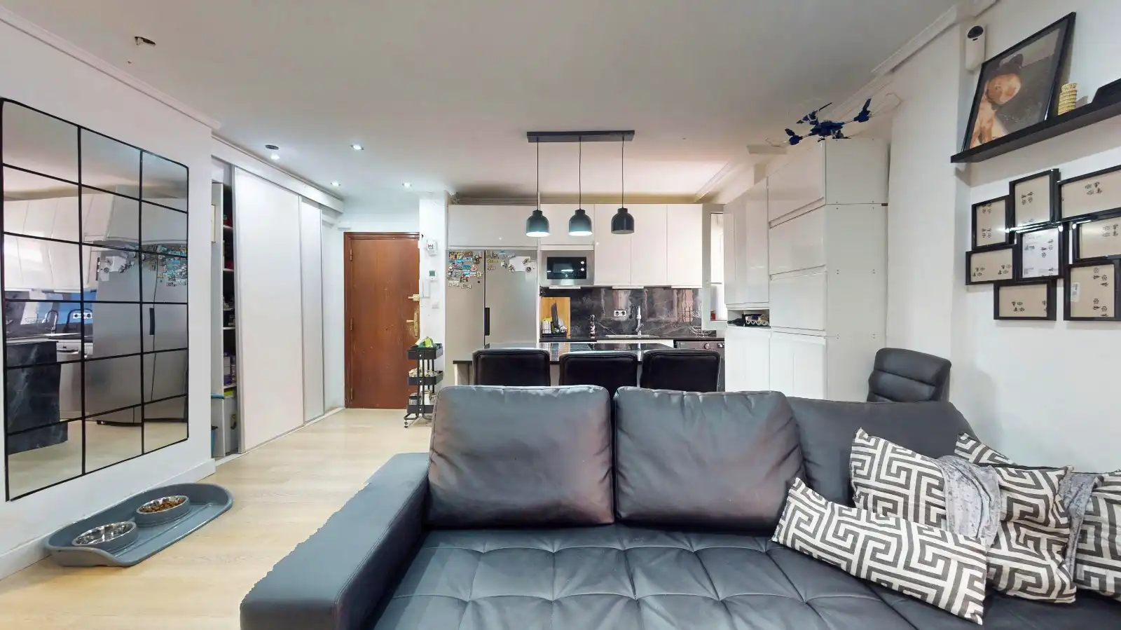 Living room of Flat for sale in Bilbao   with Heating