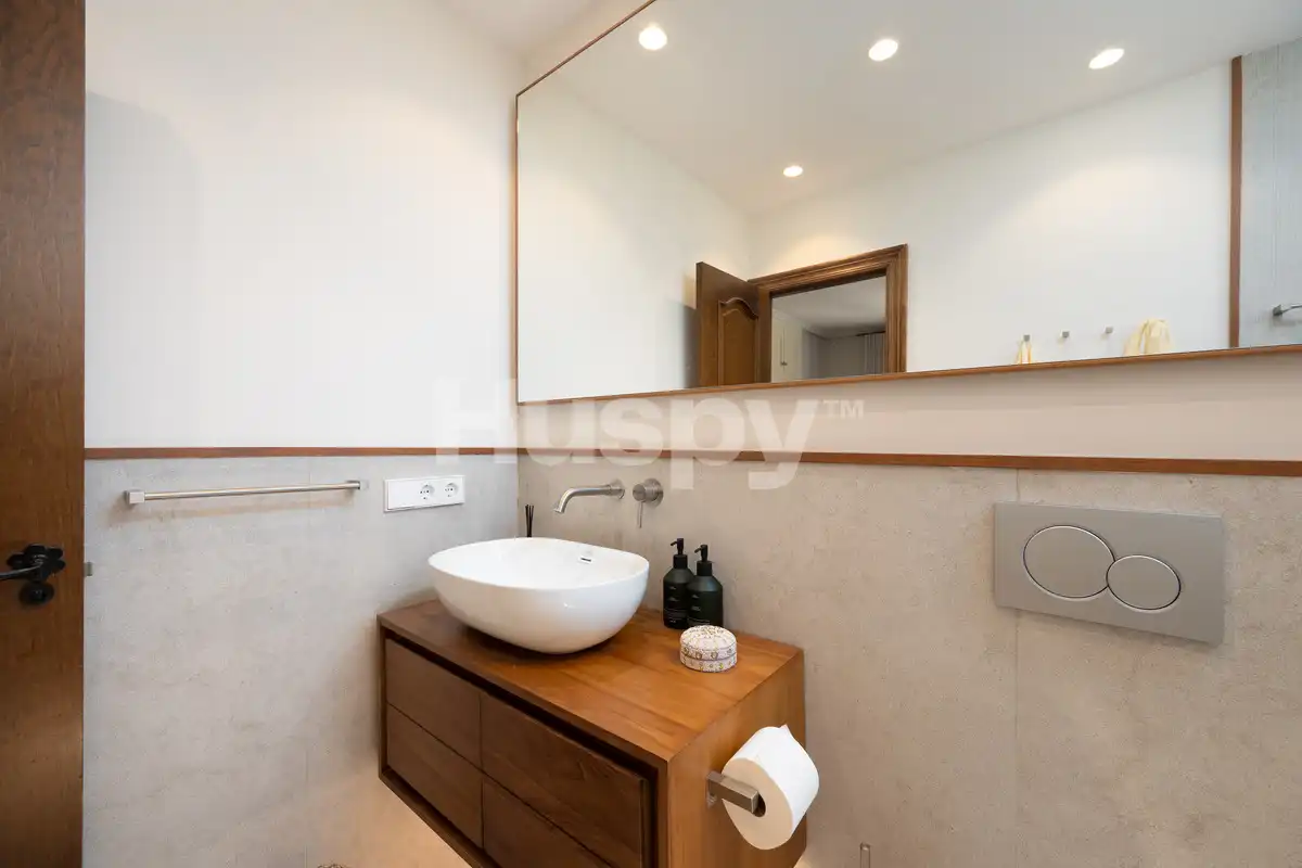 Bany de Casa o xalet en venda en Elche / Elx amb Aire condicionat, Calefacció i Jardí privat