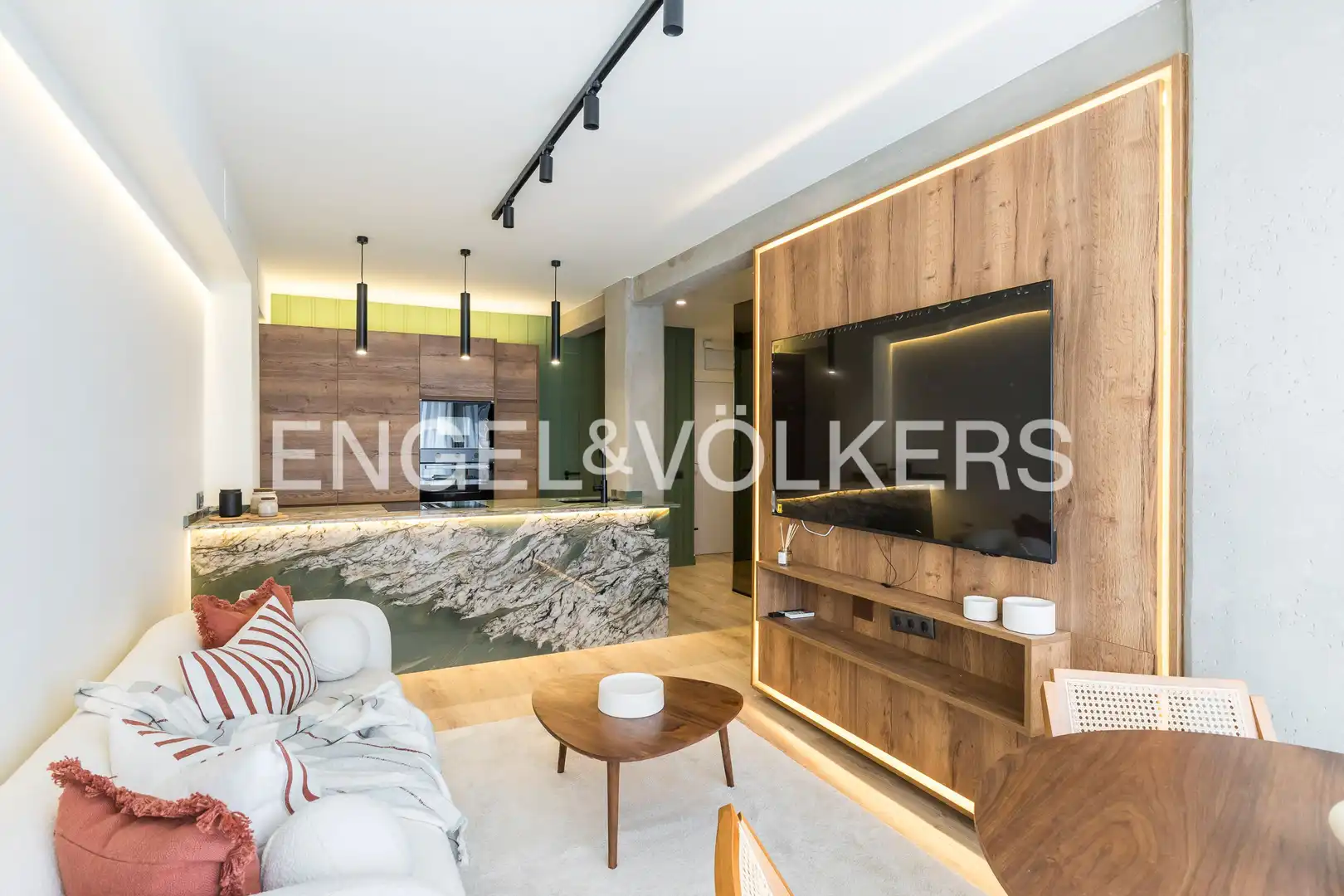 Wohnzimmer von Wohnung zur Miete in Madrid mit Klimaanlage, Heizung und Möbliert