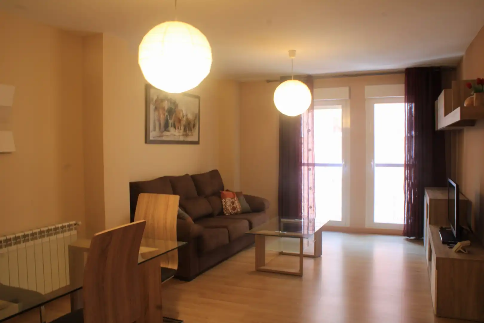 Sala de estar de Piso en venta en Valladolid con Calefacción, Parquet y Amueblado