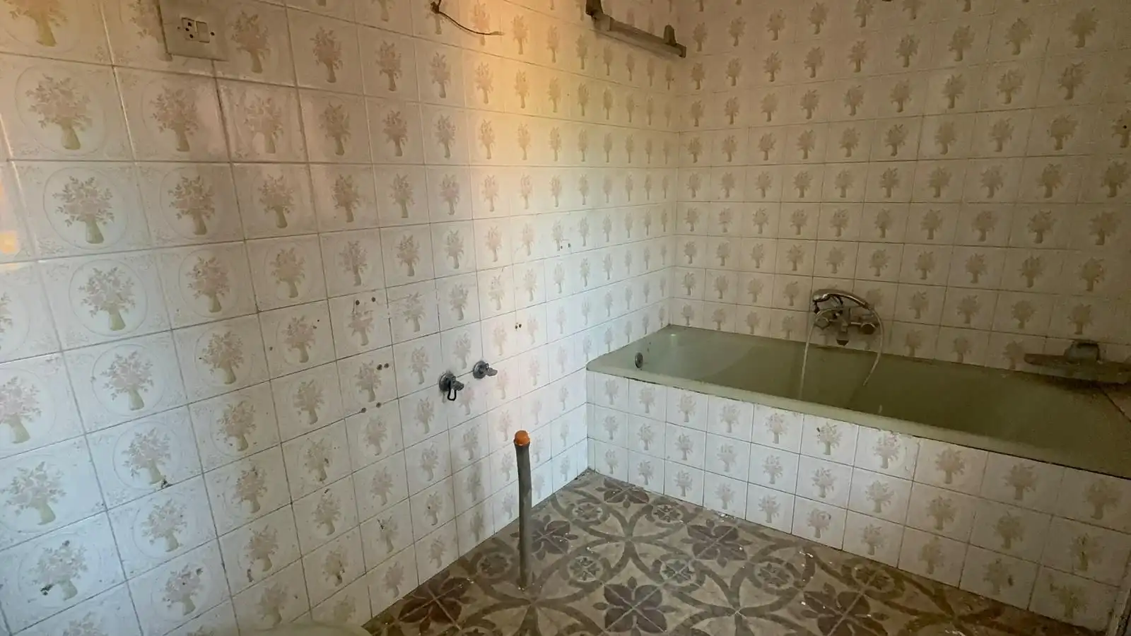 Bathroom of Country homes for sale in Onzonilla