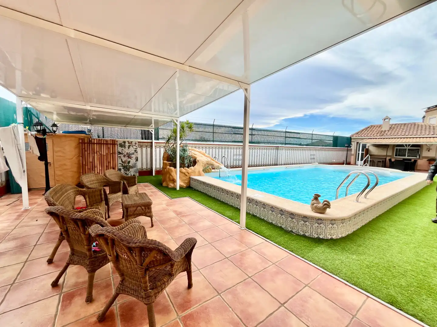 Piscina de Casa o chalet en venta en Torrevieja con Aire acondicionado, Calefacción y Jardín privado