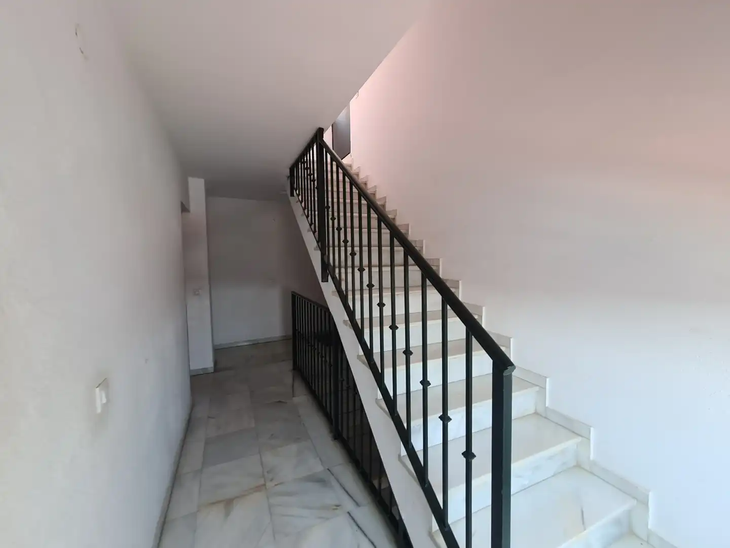 Flat for sale in Sevilla  with Air Conditioner, Terrace and Balcony