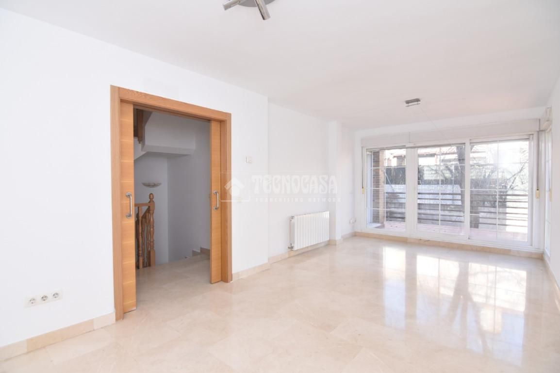 Sala de estar de Casa adosada en venta en Móstoles