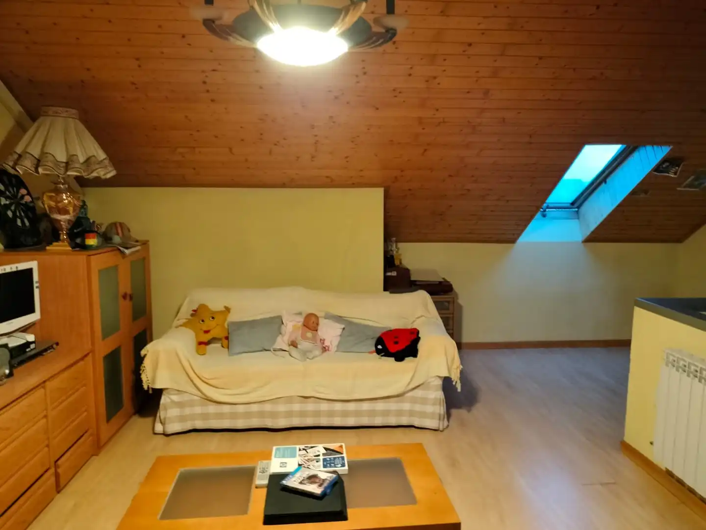 Sala d'estar de Casa o xalet en venda en Valdemoro amb Aire condicionat, Calefacció i Jardí privat