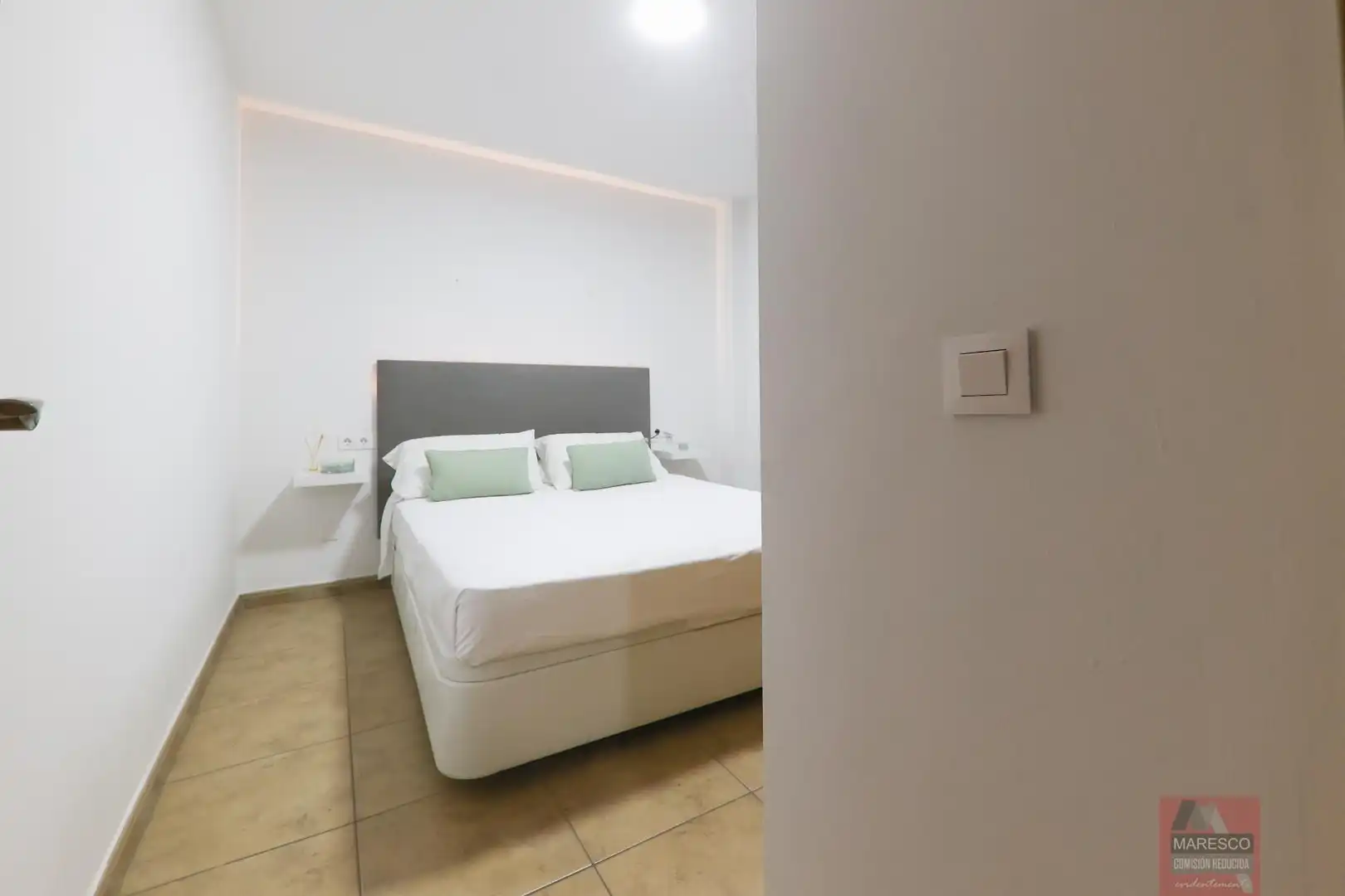 Dormitori de Pis en venda en Mijas amb Aire condicionat, Terrassa i Traster