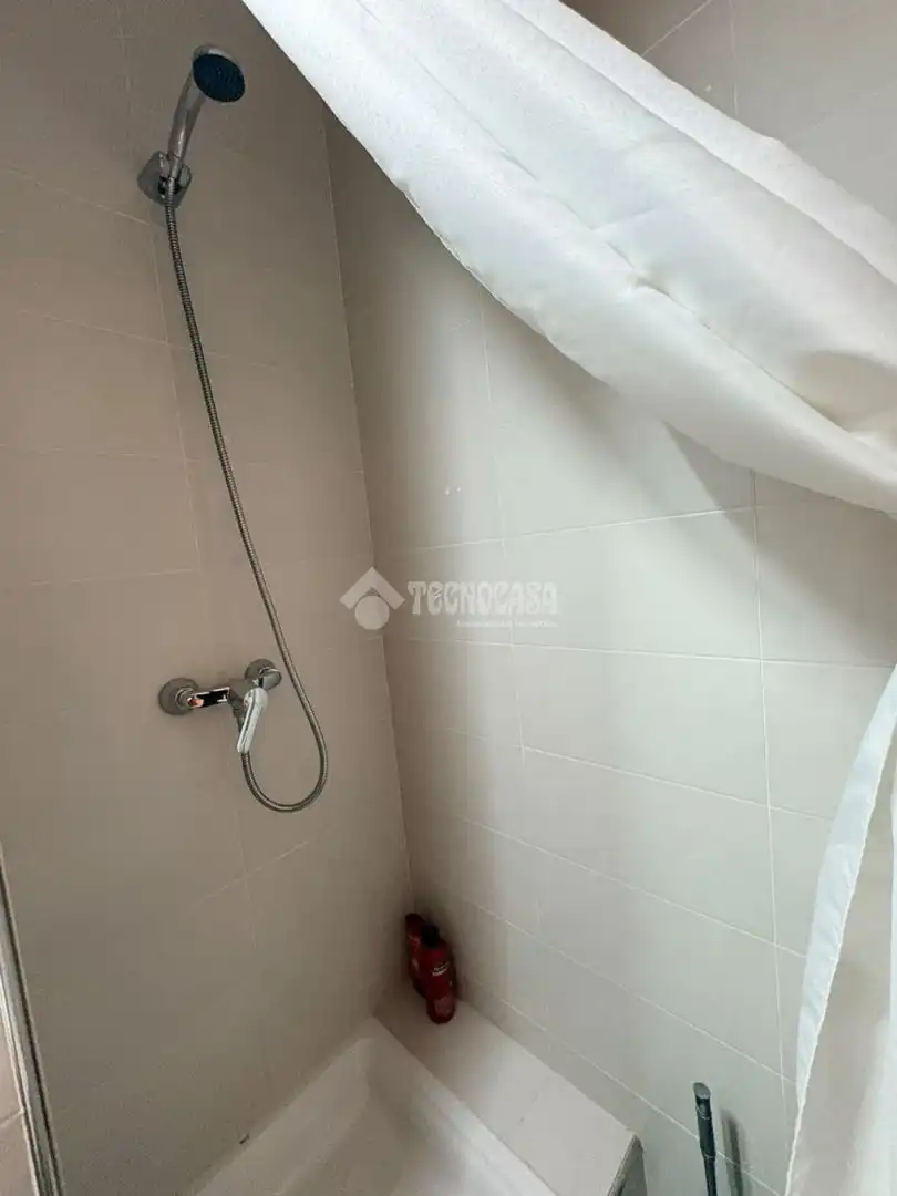 Bathroom of Flat for rent in Casco Antiguo