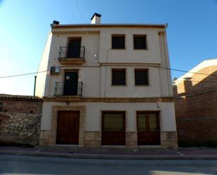 Exterior view of House or chalet for sale in Cañamares  with Furnished